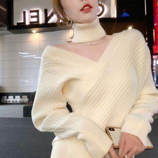 V-neck Irregular Sweater White - M