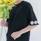 Floral Embroidered Oversized Tee