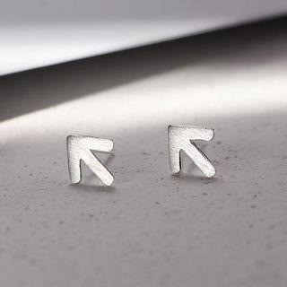 Arrow Stud Earring 1 Pair - R618 - One Size