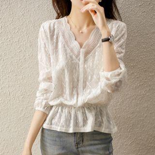 Lace Trim Butterfly Embroidered Blouse