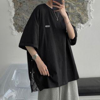 3/4-sleeve Buttoned Seam T-shirt