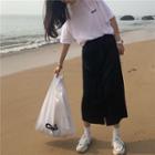 Print Short-sleeve Long T-shirt / Plain Midi Skirt