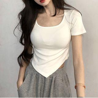 Short-sleeve Asymmetrial T-shirt