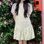 Puff-sleeve Contrast Collar Floral Smock Dress Light Green - One Size