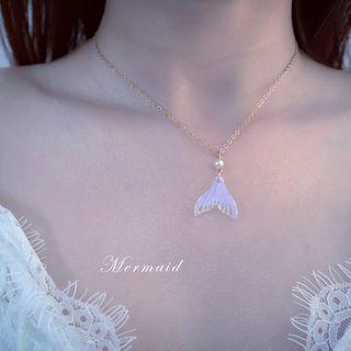 Fish Tail Necklace Mermaid Tail Necklace - Gold - One Size