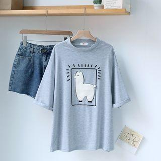 Elbow-sleeve Printed T-shirt / Wide-leg Denim Shorts