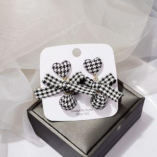 Ribbon Heart Fabric Dangle Earring E3560-2 - 1 Pair - Houndstooth - Black & White - One Size