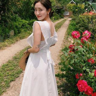 Sleeveless Open Back Pleated Dress