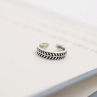 Leaf Pattern Open Ring As Figure - One Size