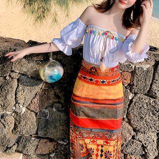 Slit-front Pattern Skirt