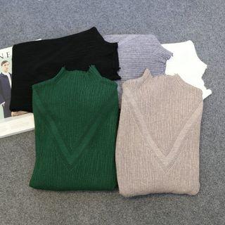 Chevron Mock-neck Knit Top