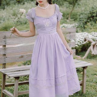 Short-sleeve Lace Trim Flower Embroidered Midi A-line Dress