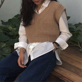 Plain Shirt / Knit Vest