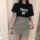 Short-sleeve Lettering T-shirt / Drawstring Pencil Skirt