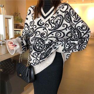 Patterned Sweater / Midi Straight-fit Knit Skirt