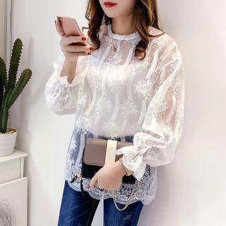 Set: Plaid Camisole Top + Long-sleeve Lace Top