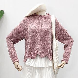 Wave-hem Crop Knit Sweater