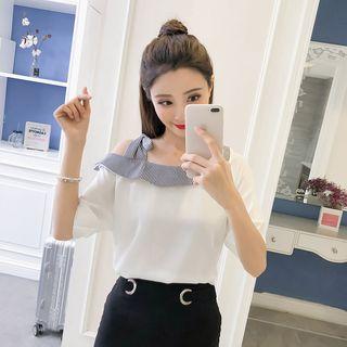 Open Shoulder Short-sleeve Chiffon Blouse