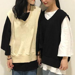 Set: Plain Loose-fit Long Sleeve T-shirt + Plain Vest