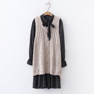 Set: Long Cable Knit Vest + Long-sleeve Checked Frill Trim Dress