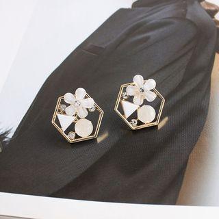 Geometric Flower Ear Stud