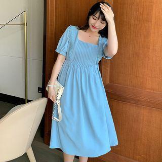 Short-sleeve Square-neck Panel Lace Dress