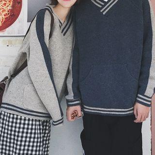 Couple Matching Contrast Trim V-neck Sweater