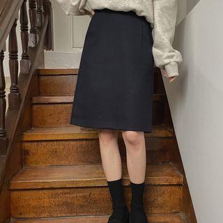 Zip-back A-line Plain Skirt