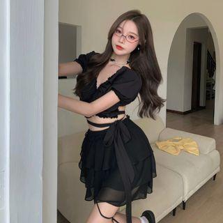 Puff-sleeve Cropped Blouse / Mini Tiered Skirt