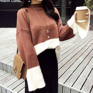 Slit Sleeve Two Tone Sweater
