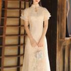 Short-sleeve Keyhole Lace Midi Qipao Dress