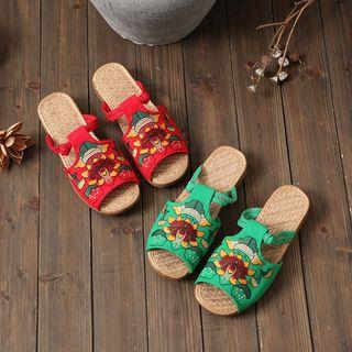 Floral Embroidered Slippers