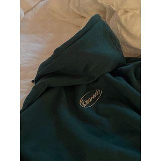 V-neck Hooded Pullover One Size