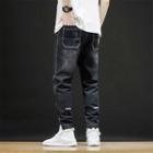 Label Tag Jogger Jeans