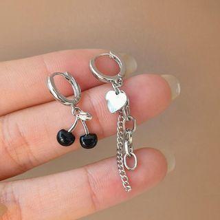 Cherry Heart Asymmetrical Alloy Dangle Earring 1 Pair - Non-matching Earrings - Silver - One Size