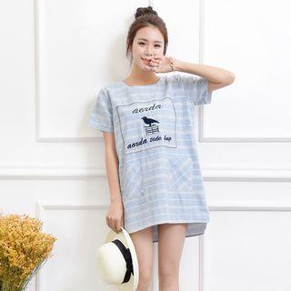 Short-sleeve Embroidered T-shirt Dress