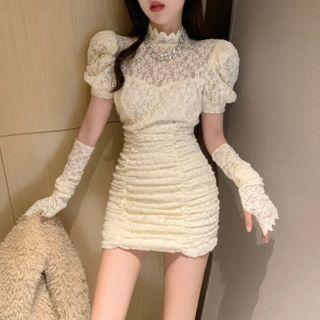 Set: Short-sleeve Lace Dress + Arm Sleeves