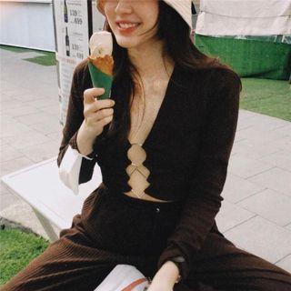 Long-sleeve Hoop Accent Crop Top