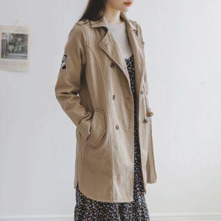 Dual-breasted Applique-accent Jacket