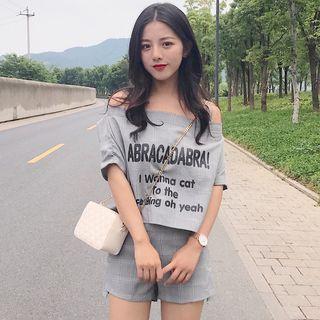 Set: Lettering Off-shoulder Short-sleeve T-shirt + Shorts