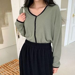 Plus Size V-neck Piped Buttoned T-shirt