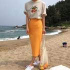Elbow-sleeve Printed T-shirt / Midi Knit Skirt