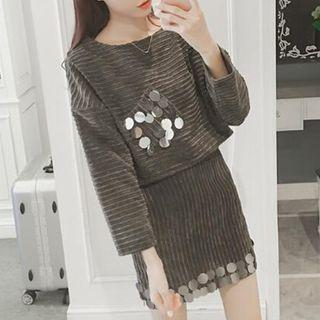 Set: Sequined Pullover + A-line Skirt