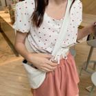 Short-sleeve Heart Print Blouse / Elastic Waist Skort