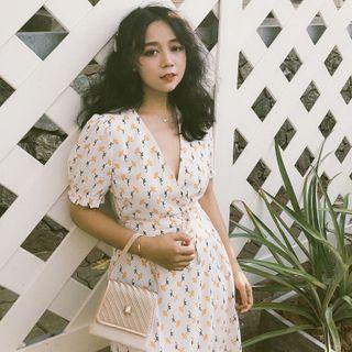 Short Sleeve Floral Print V-neck Slit-hem Wrapped Dress