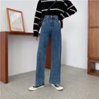 High-waist Wide-leg Jeans / Plain Camisole Top