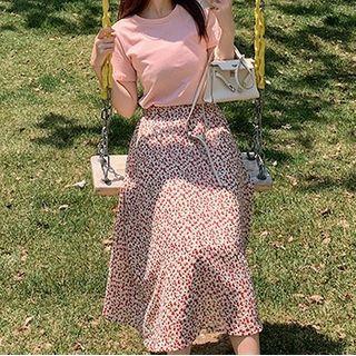 Set: Short-sleeve T-shirt + Floral Midi A-line Dress