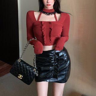 Choker-neck Ruffle Trim Cropped T-shirt