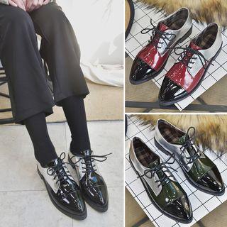 Color Block Pointed Lace-up Shoes