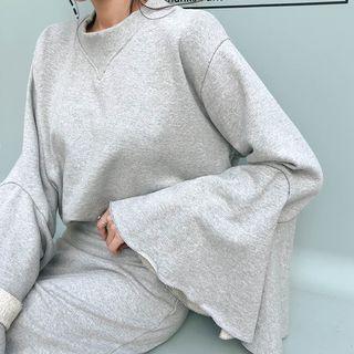 Bell-sleeve Cotton Sweatshirt